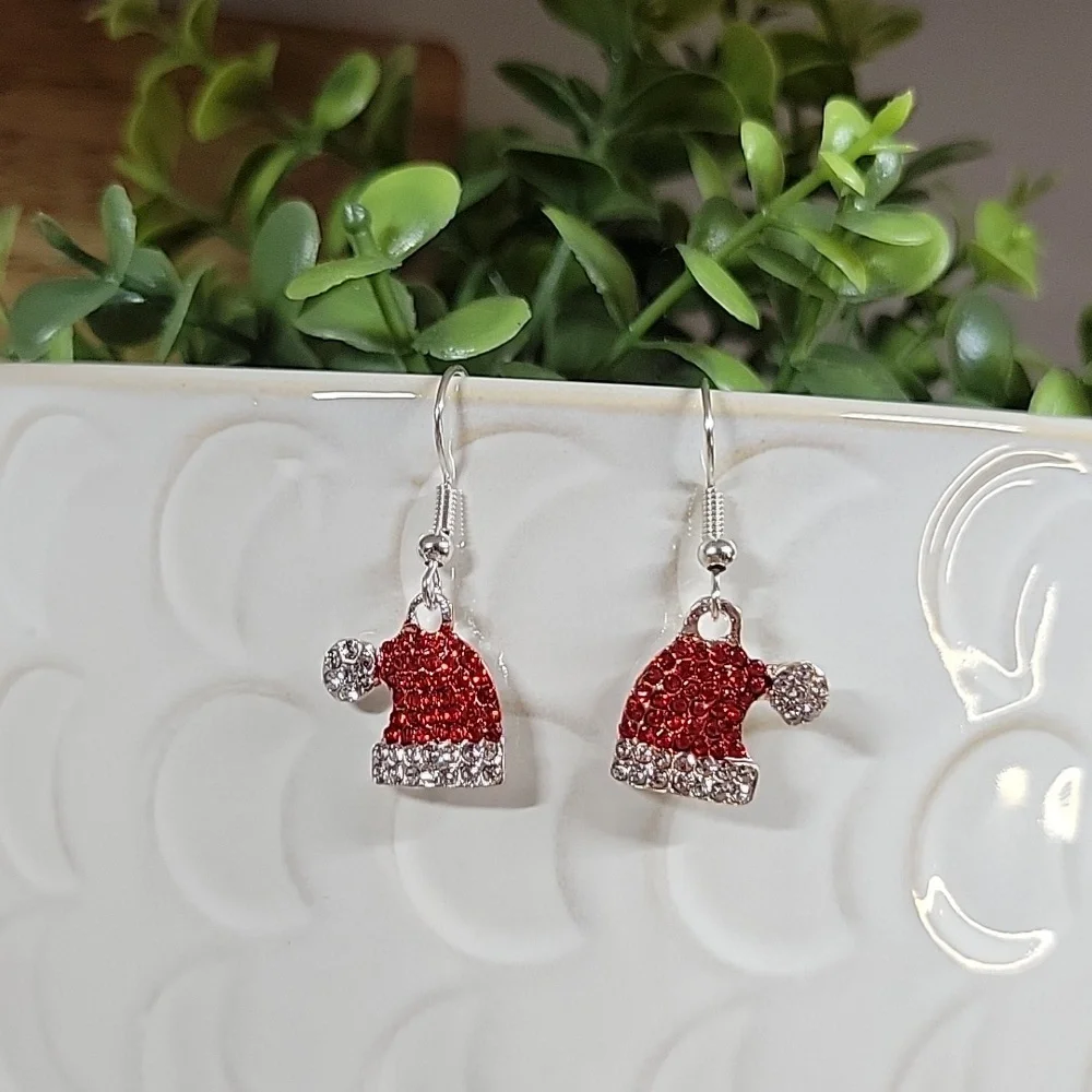🔥LAST PAIR🔥 Santa Hat Sparkle Drop Earrings - Picture 5 of 6